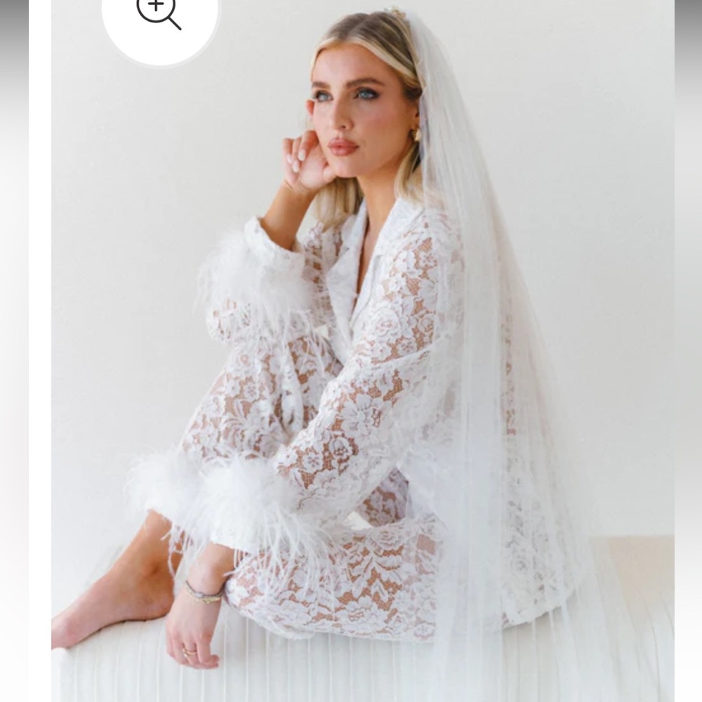Bon Viviann White Lace Pajamas